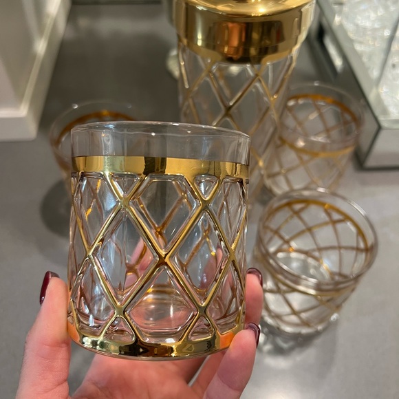 Altuzarra 18 Karat Gold Cocktail Shaker and Glassware - a Set of 5 - Picture 4 of 7